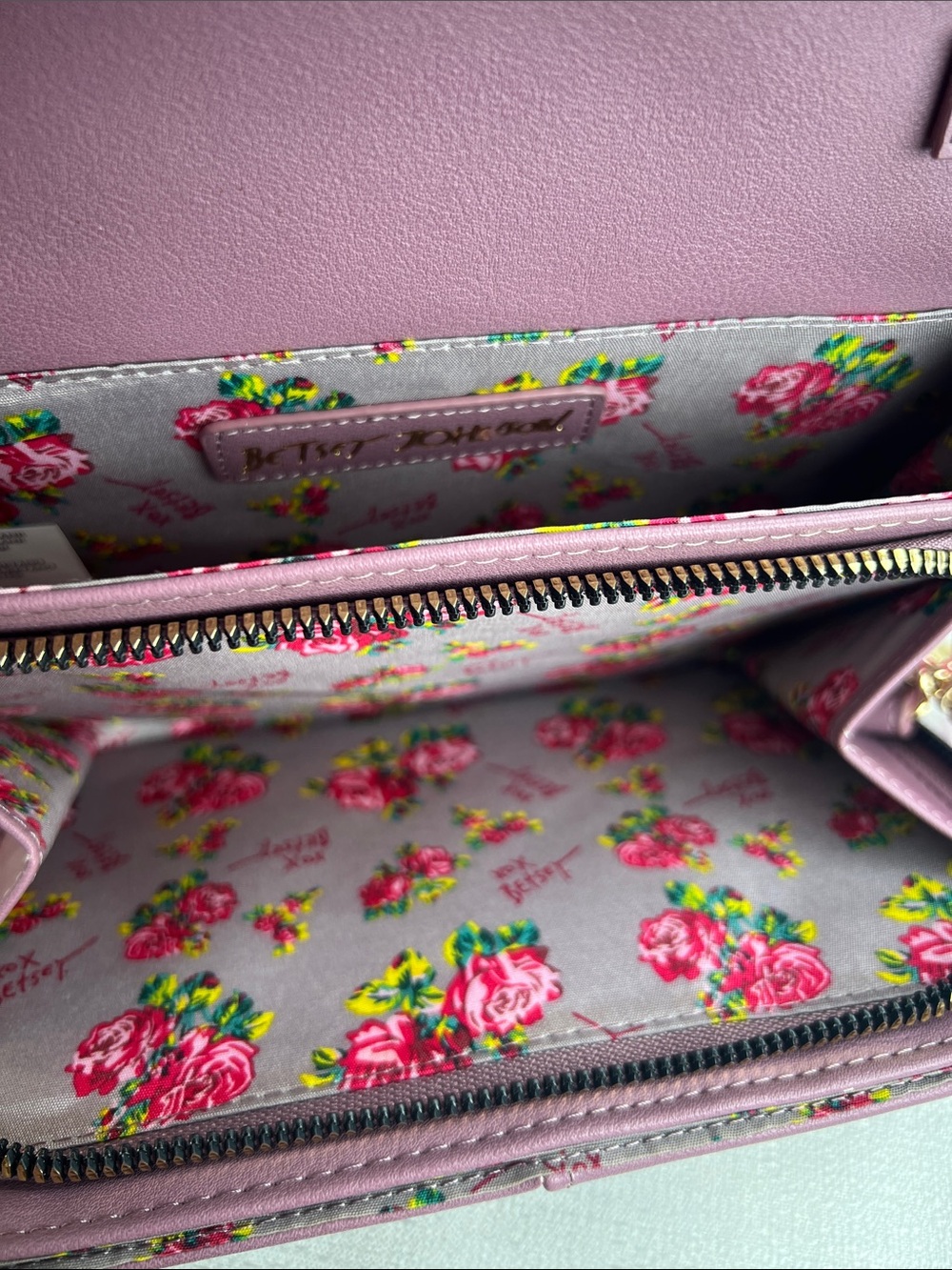 Betsy Johnson, lavender Crossbody - Picture 5 of 7